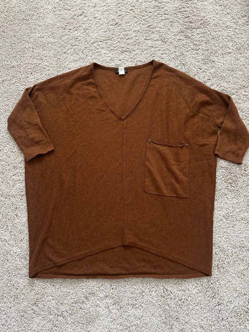 Kerisma V-Neck Brown/Rust Knit Sweater with Front Pocket